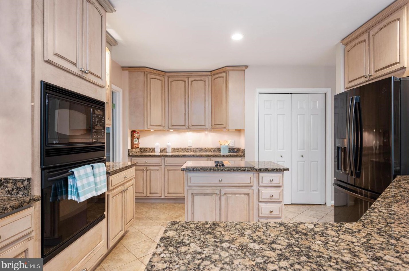 5306 Mt Vernon Memorial Hwy, Alexandria VA 22309-3324 exterior