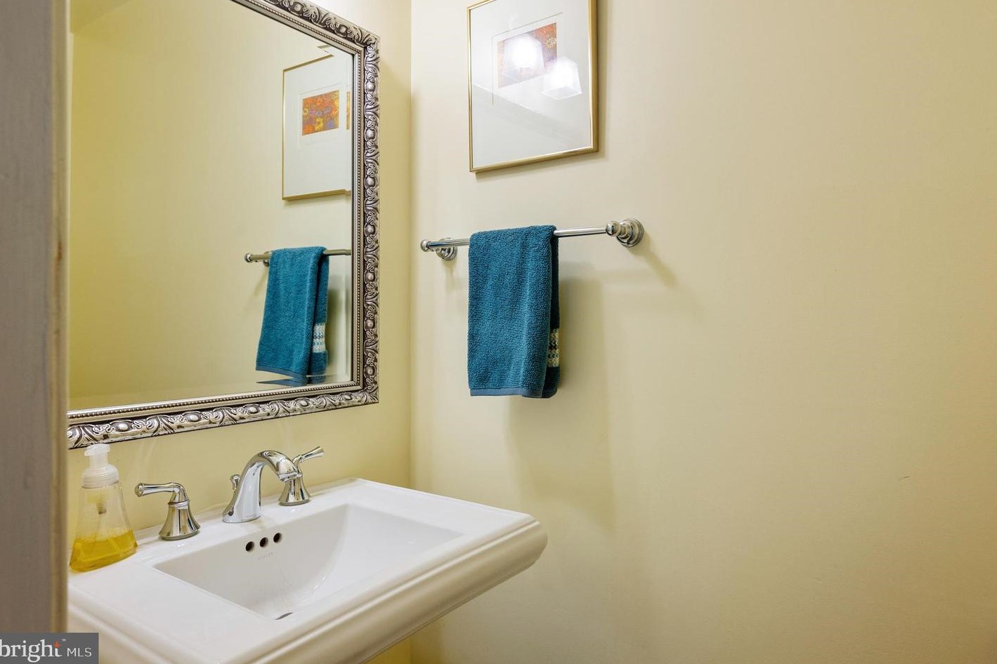 5306 Mt Vernon Memorial Hwy, Alexandria VA 22309-3324 exterior