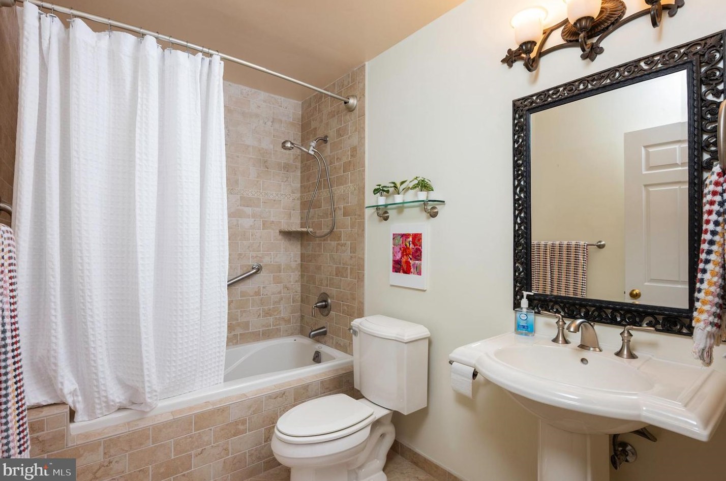 5306 Mt Vernon Memorial Hwy, Alexandria VA 22309-3324 exterior