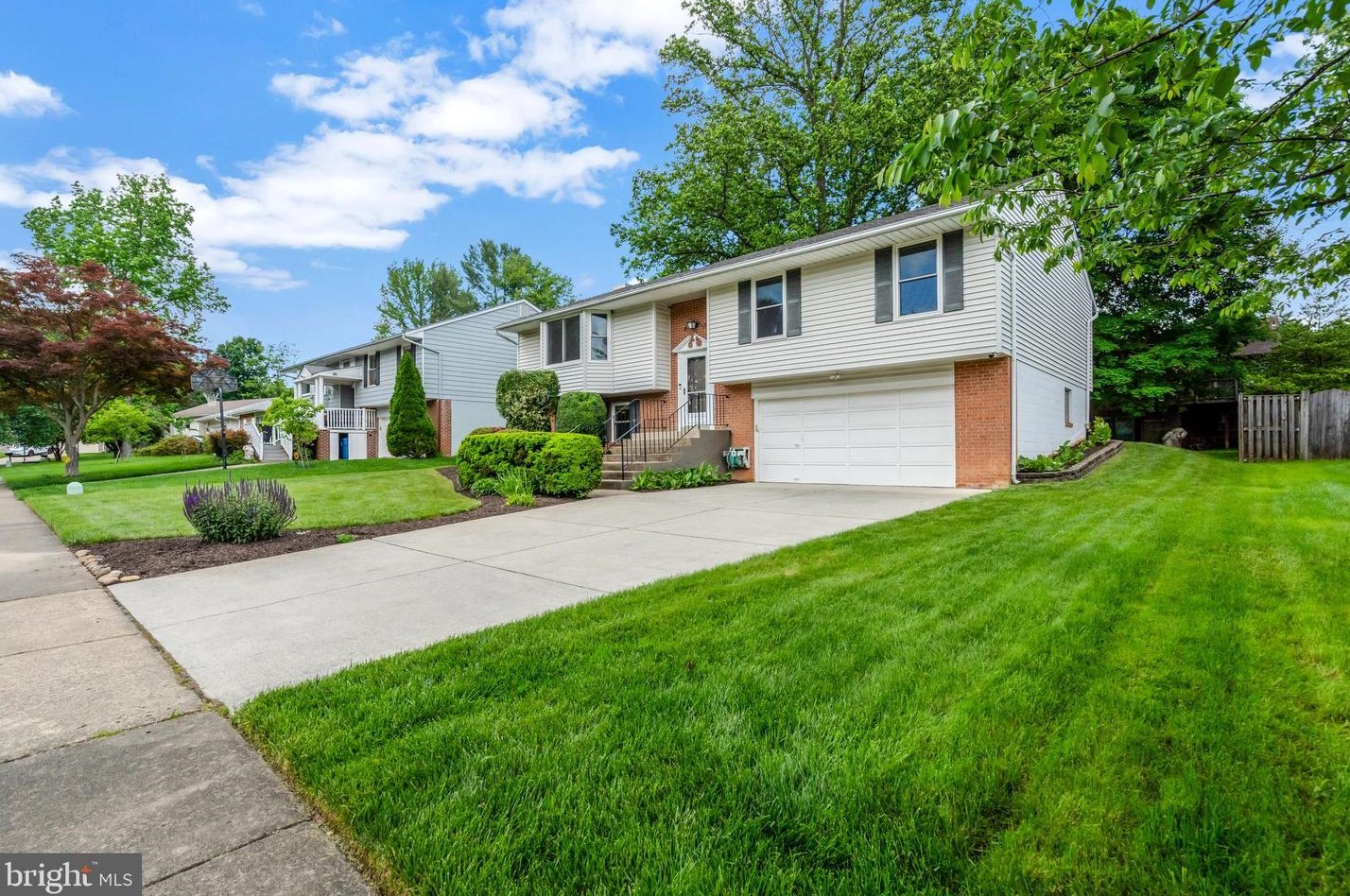 2231 Malraux Dr, Vienna, VA 22182-5042