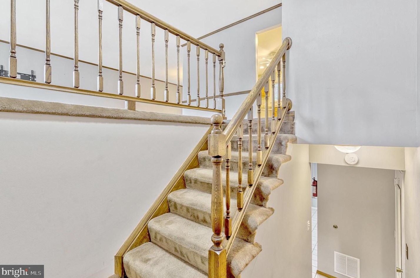 2231 Malraux Dr, Vienna VA  22182-5042 exterior