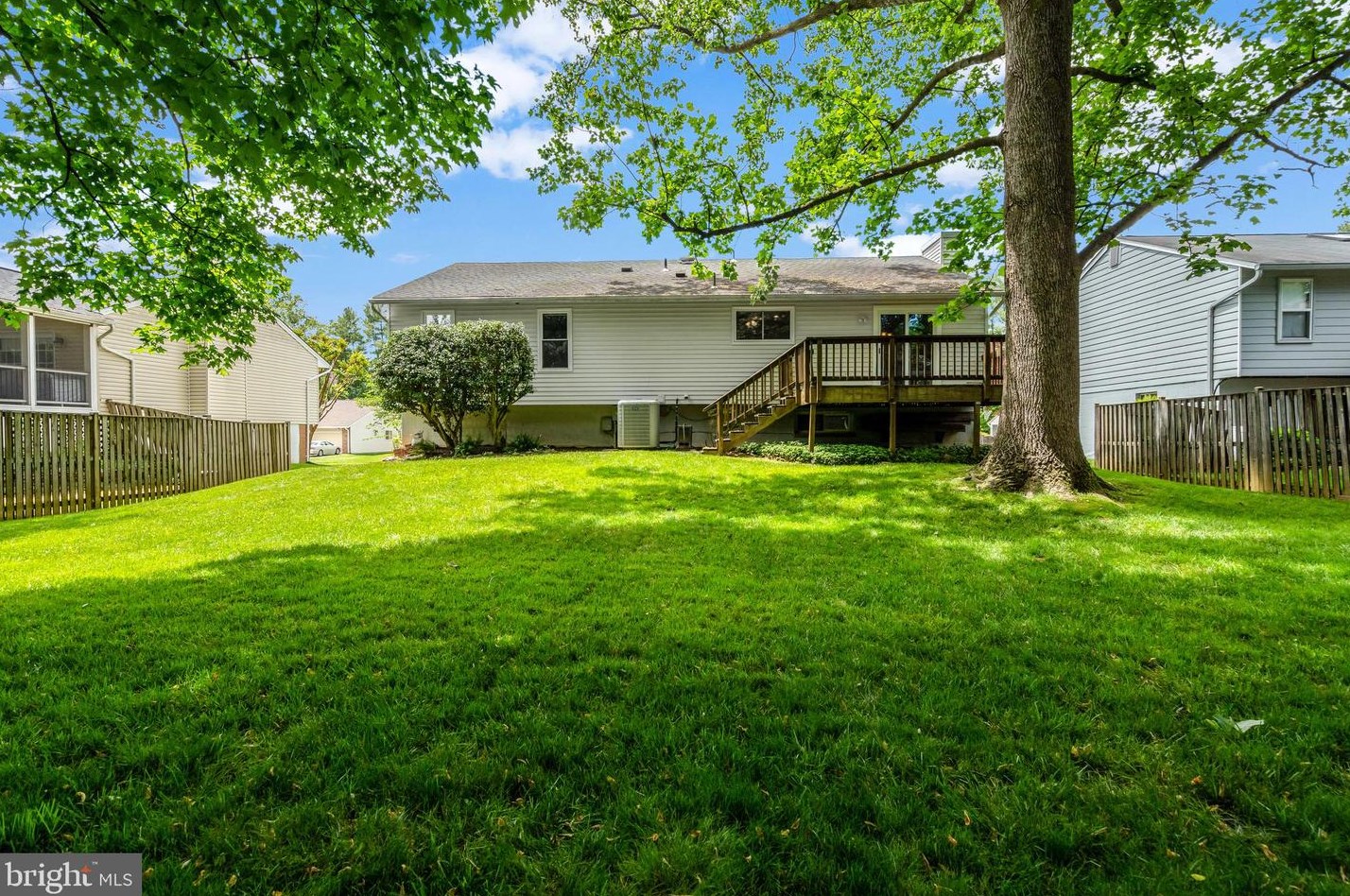 2231 Malraux Dr, Vienna VA  22182-5042 exterior