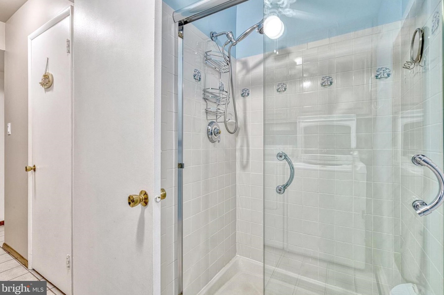 2231 Malraux Dr, Vienna VA  22182-5042 exterior