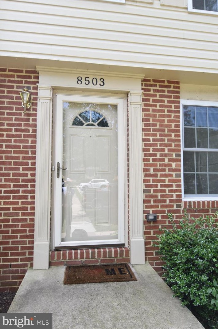 8503 Golden Ridge Ct, Lorton, VA 22079-3080