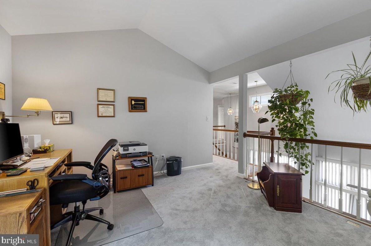 6510 Palisades Dr, Centreville VA  20121-3811 exterior