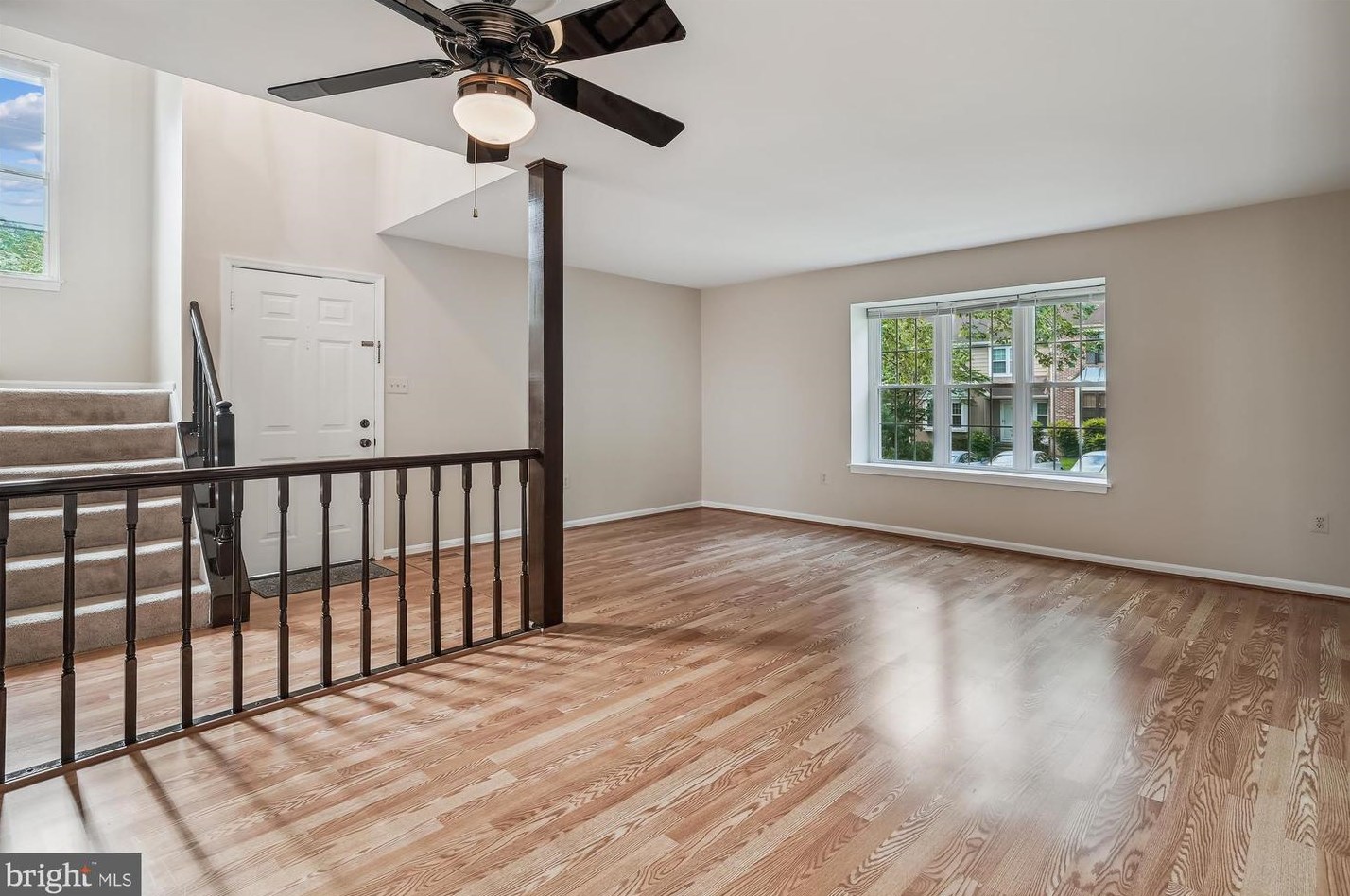 6014 Scarborough Commons Ln, Springfield VA  22015-2863 exterior