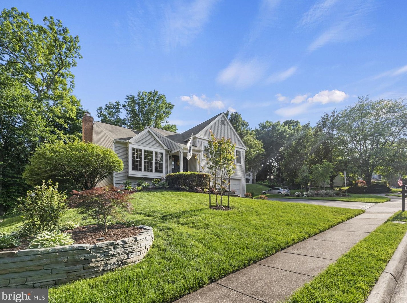8923 Triple Ridge Rd, Fairfax, VA 22039-3004