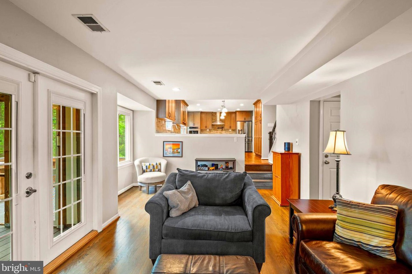 6211 Gentle Ln, Alexandria VA 22310-2260 exterior