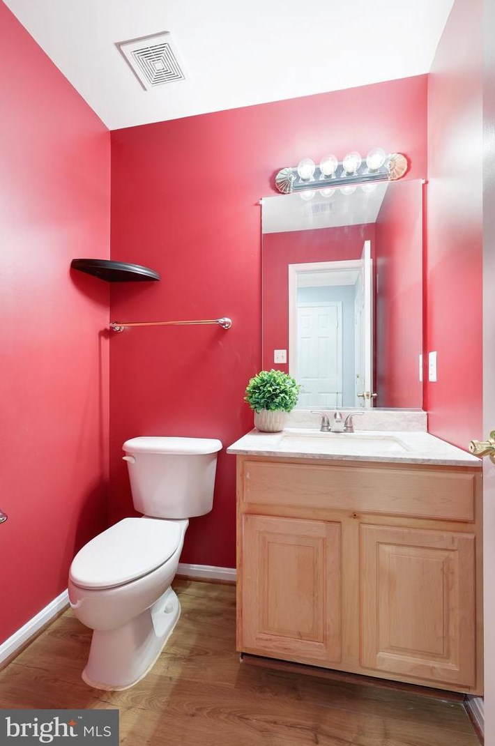 13565 Cedar Run Ln, Herndon VA 20171-3263 exterior