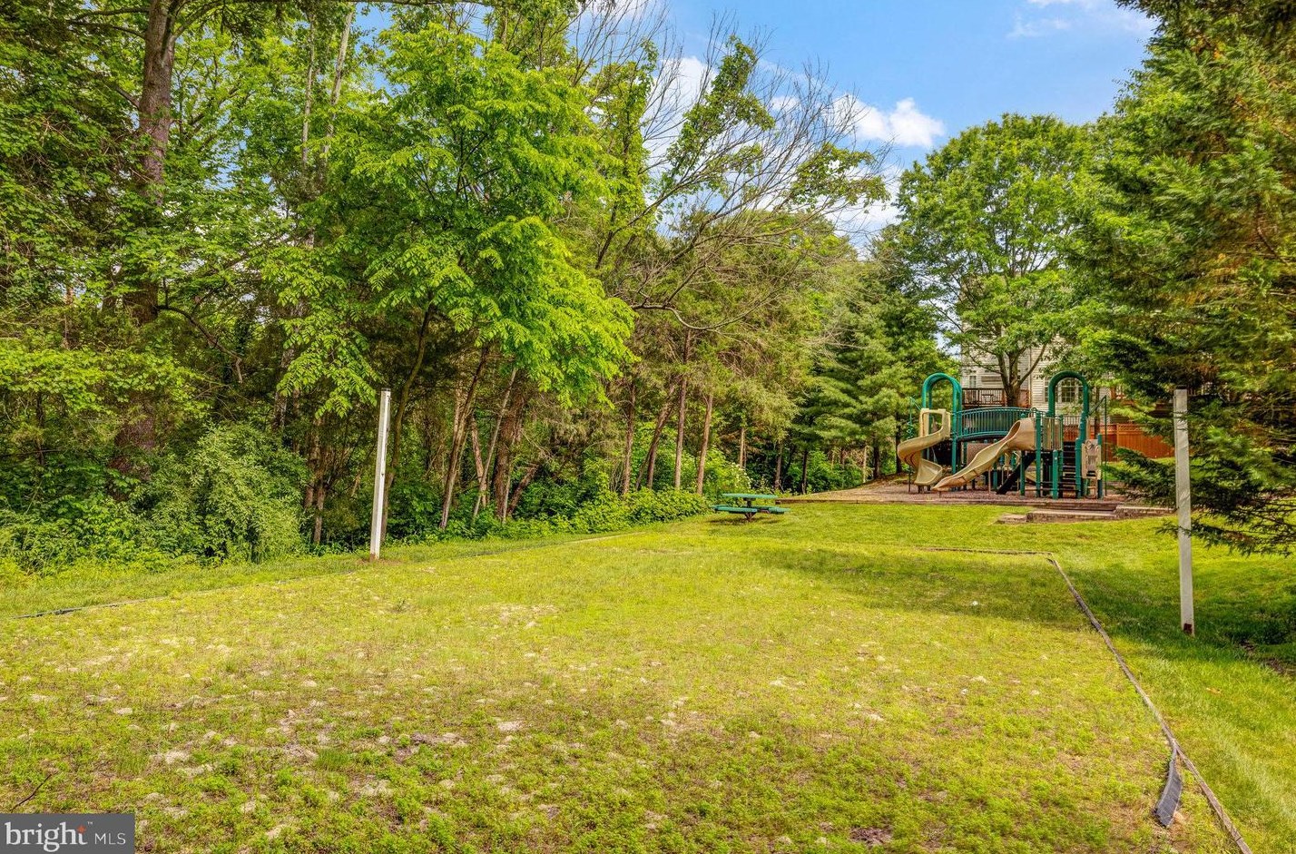 13565 Cedar Run Ln, Herndon VA 20171-3263 exterior