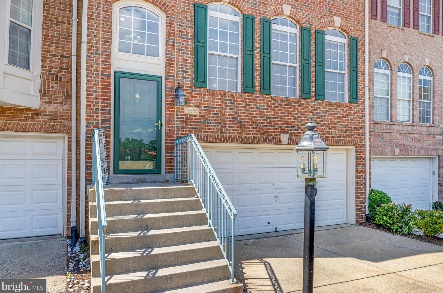 13565 Cedar Run Ln, Herndon VA  20171-3256 exterior