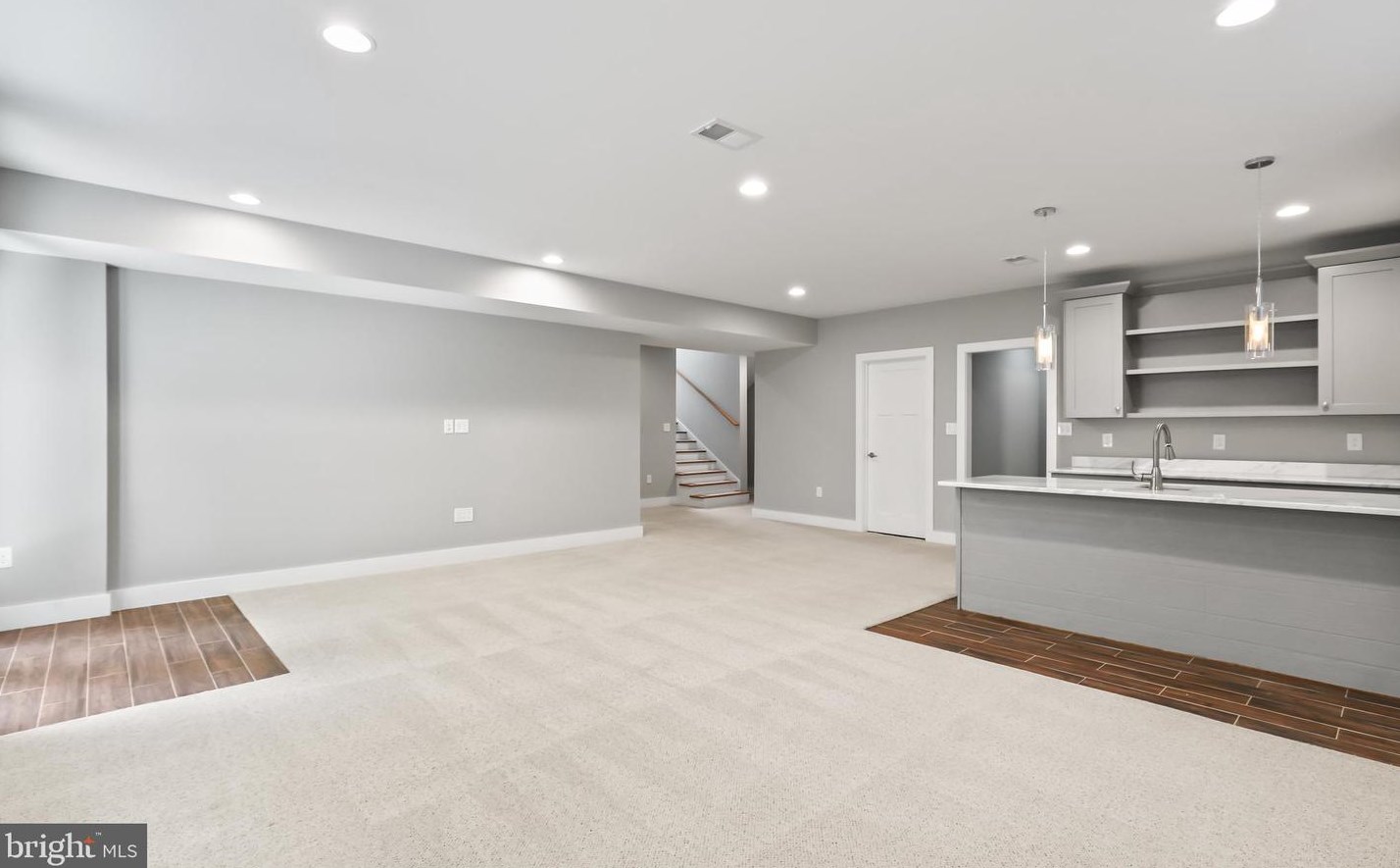 203 Tapawingo Rd, Vienna VA  22180-5975 exterior