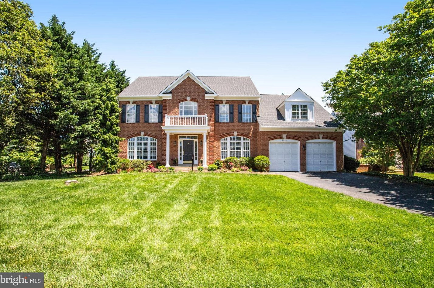 2385 Watters Glen Ct, Falls Church, VA 22043-2951
