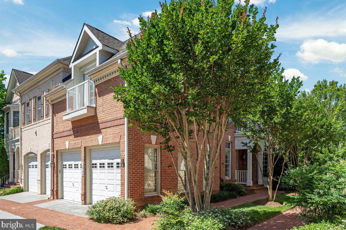 12796 Fox Keep Run, Fairfax, VA 22033-2233