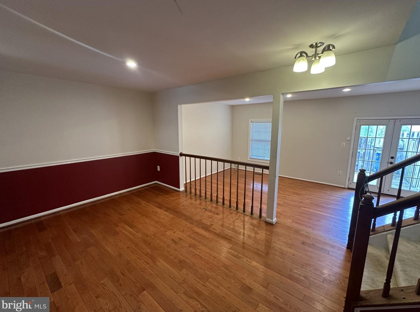 14486 Four Chimney Dr, Centreville VA  20120-3233 exterior