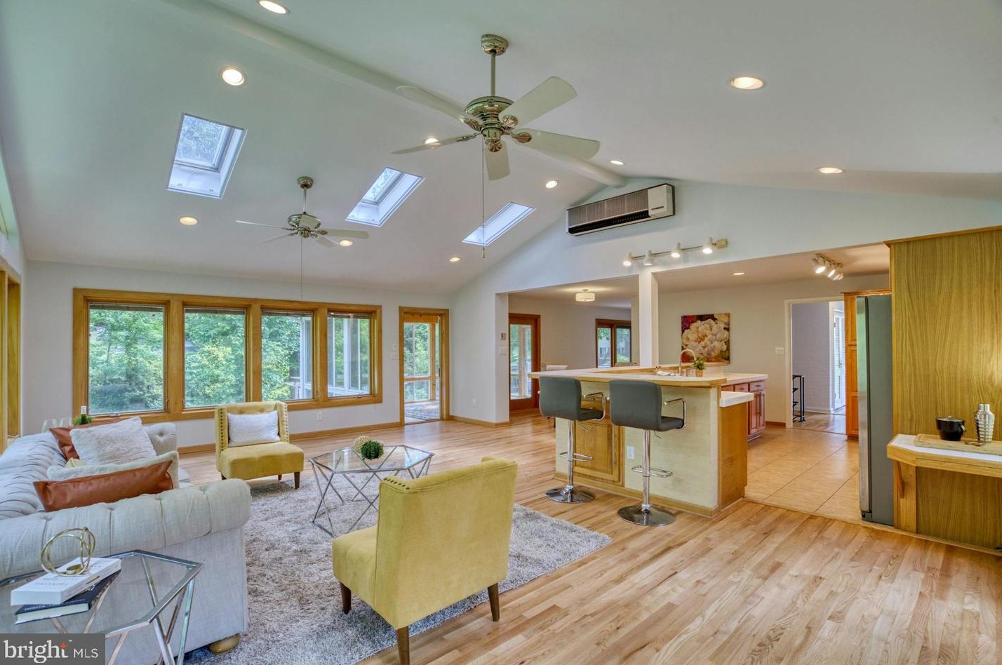 4201 Christine Pl, Alexandria VA 22311-1109 exterior