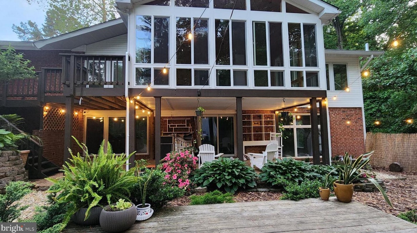 4201 Christine Pl, Alexandria VA 22311-1109 exterior