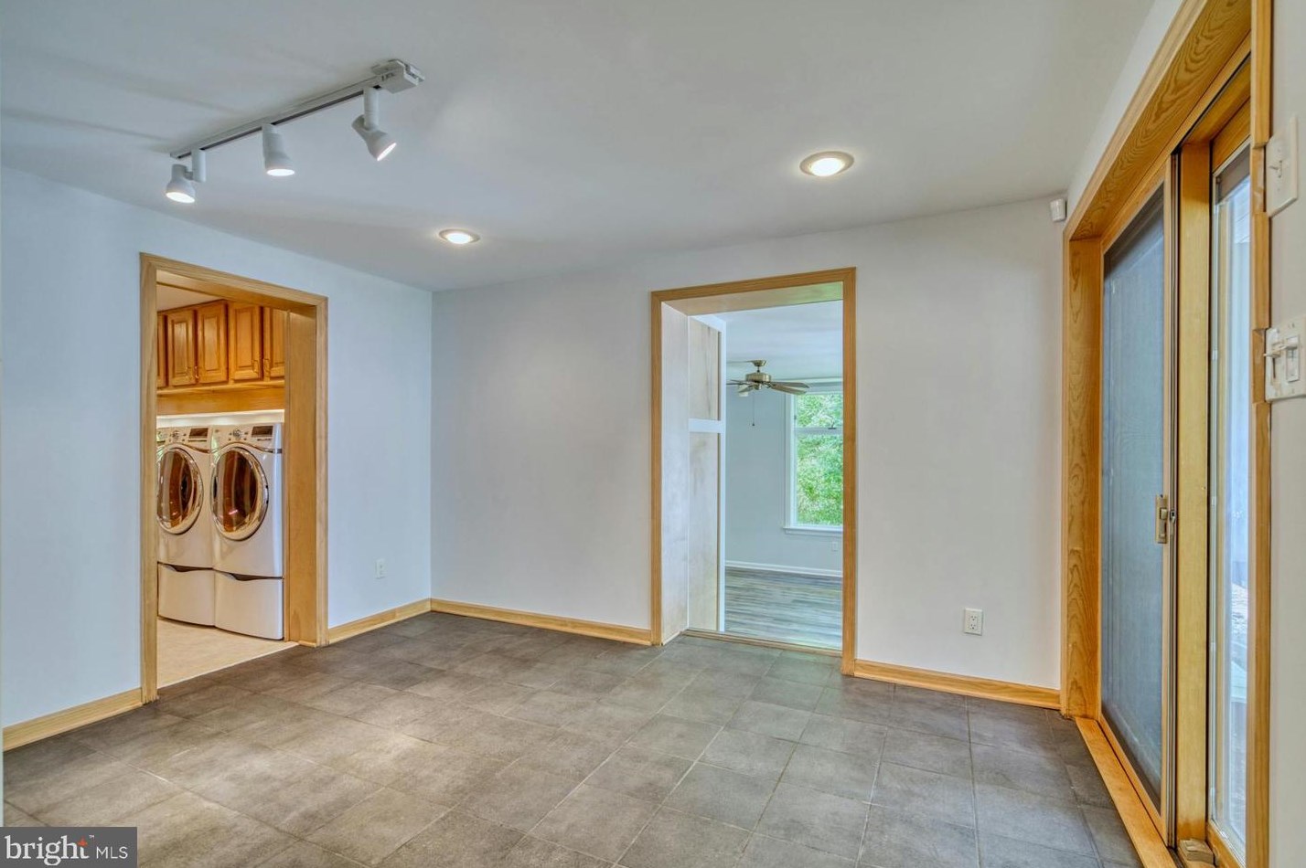 4201 Christine Pl, Alexandria VA 22311-1109 exterior