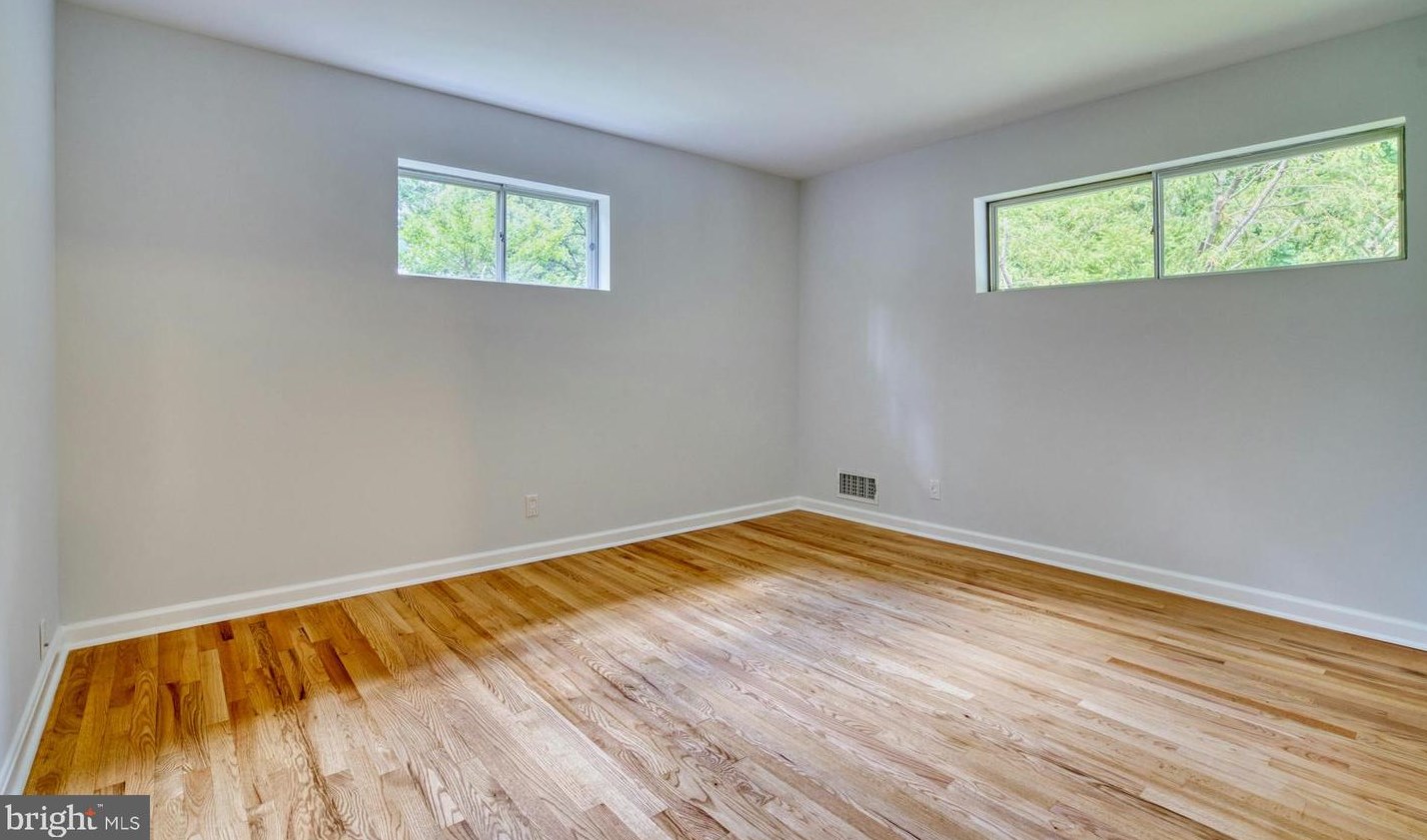 4201 Christine Pl, Alexandria VA 22311-1109 exterior