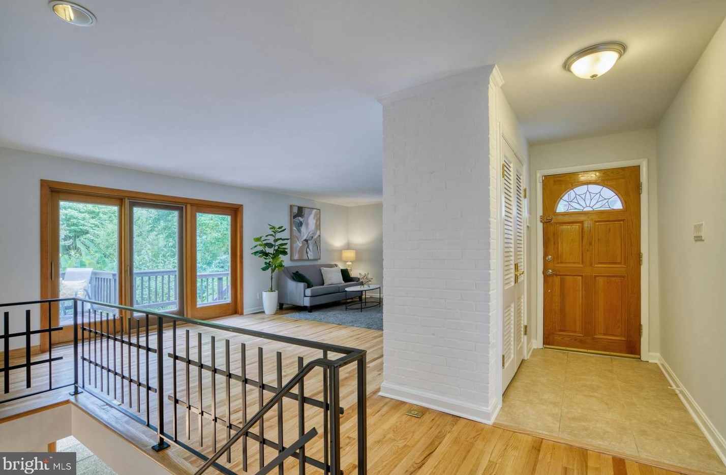 4201 Christine Pl, Alexandria VA 22311-1109 exterior