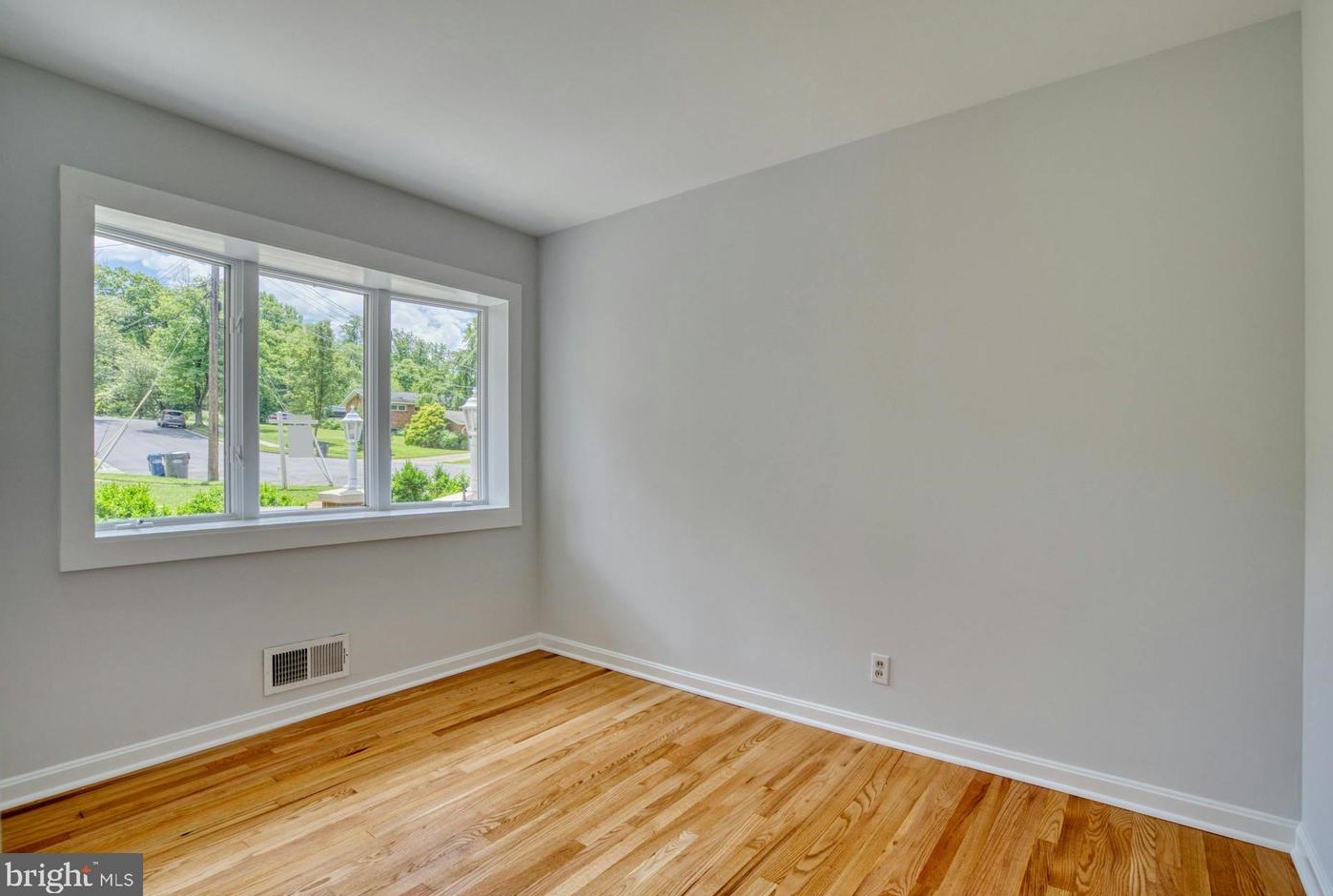 4201 Christine Pl, Alexandria VA 22311-1109 exterior