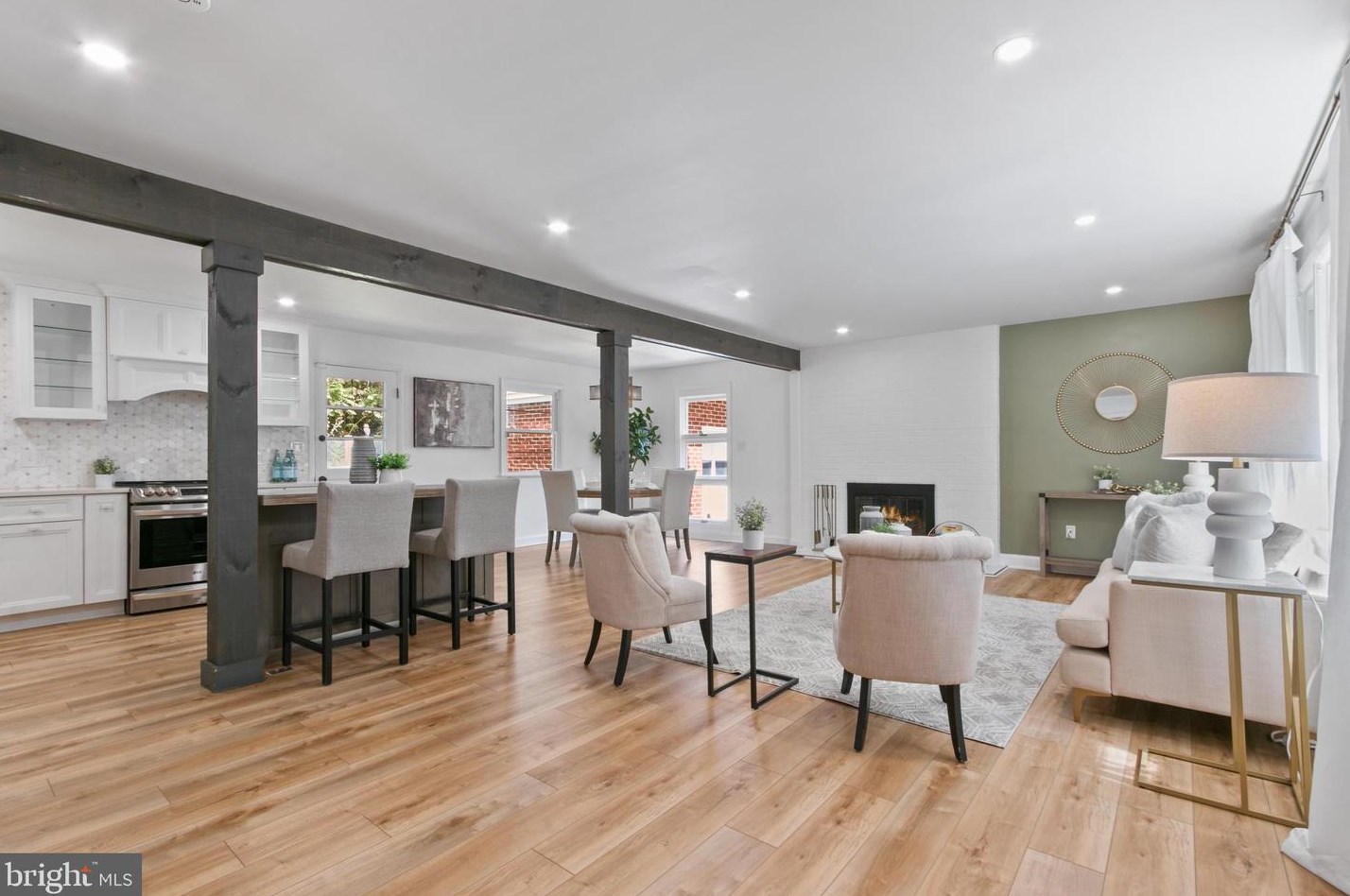 3905 Chanel Rd, Annandale, VA 22003