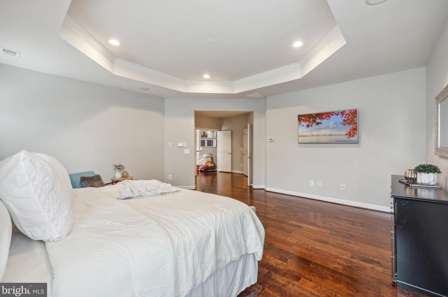 3991 Woodberry Mdw Dr, Fairfax VA  22033-2498 exterior