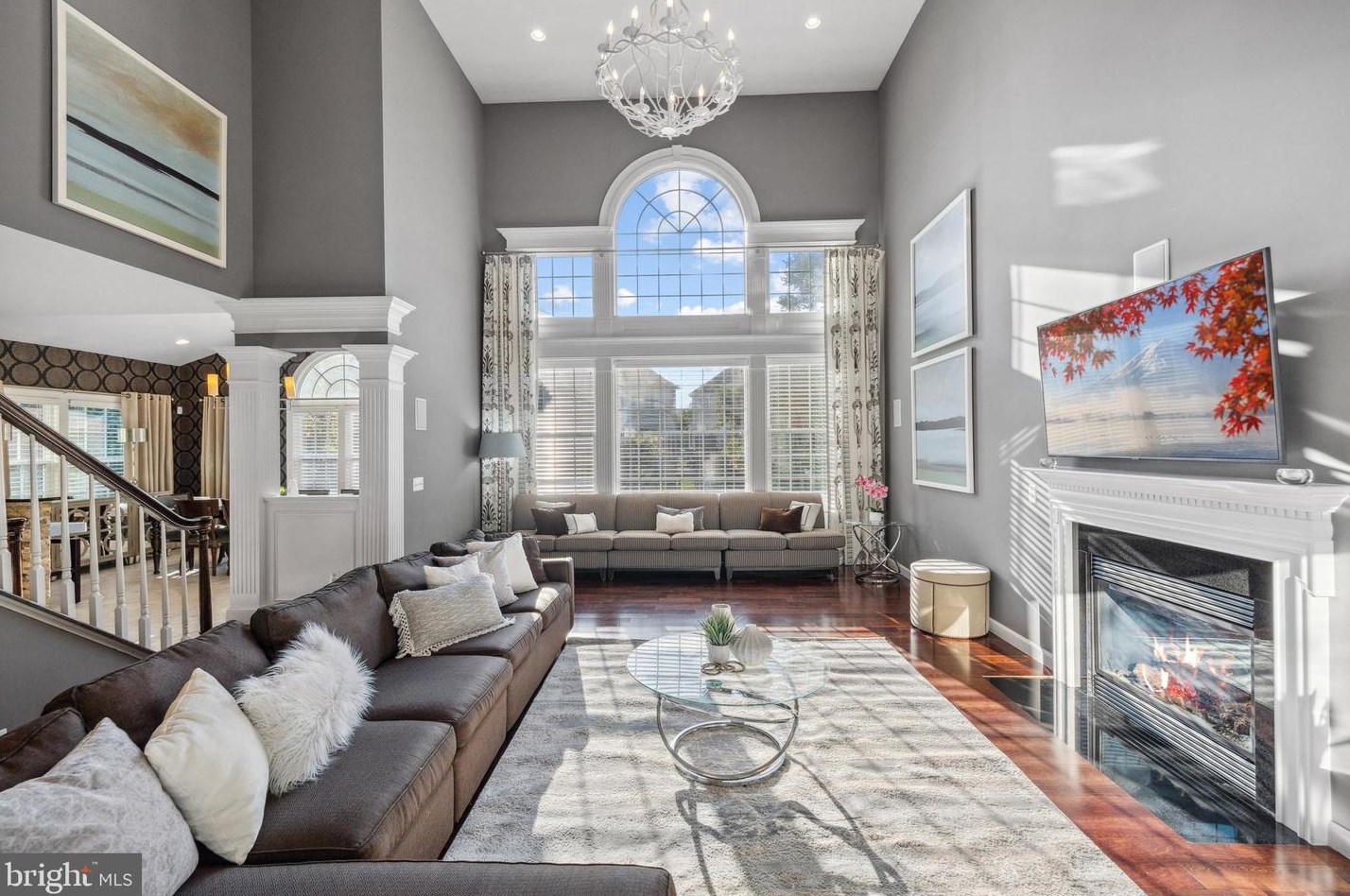 3991 Woodberry Mdw Dr, Fairfax VA  22033-2498 exterior