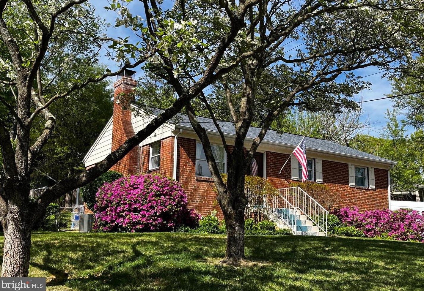 7022 Kenfig Pl, Falls Church, VA 22042-2572