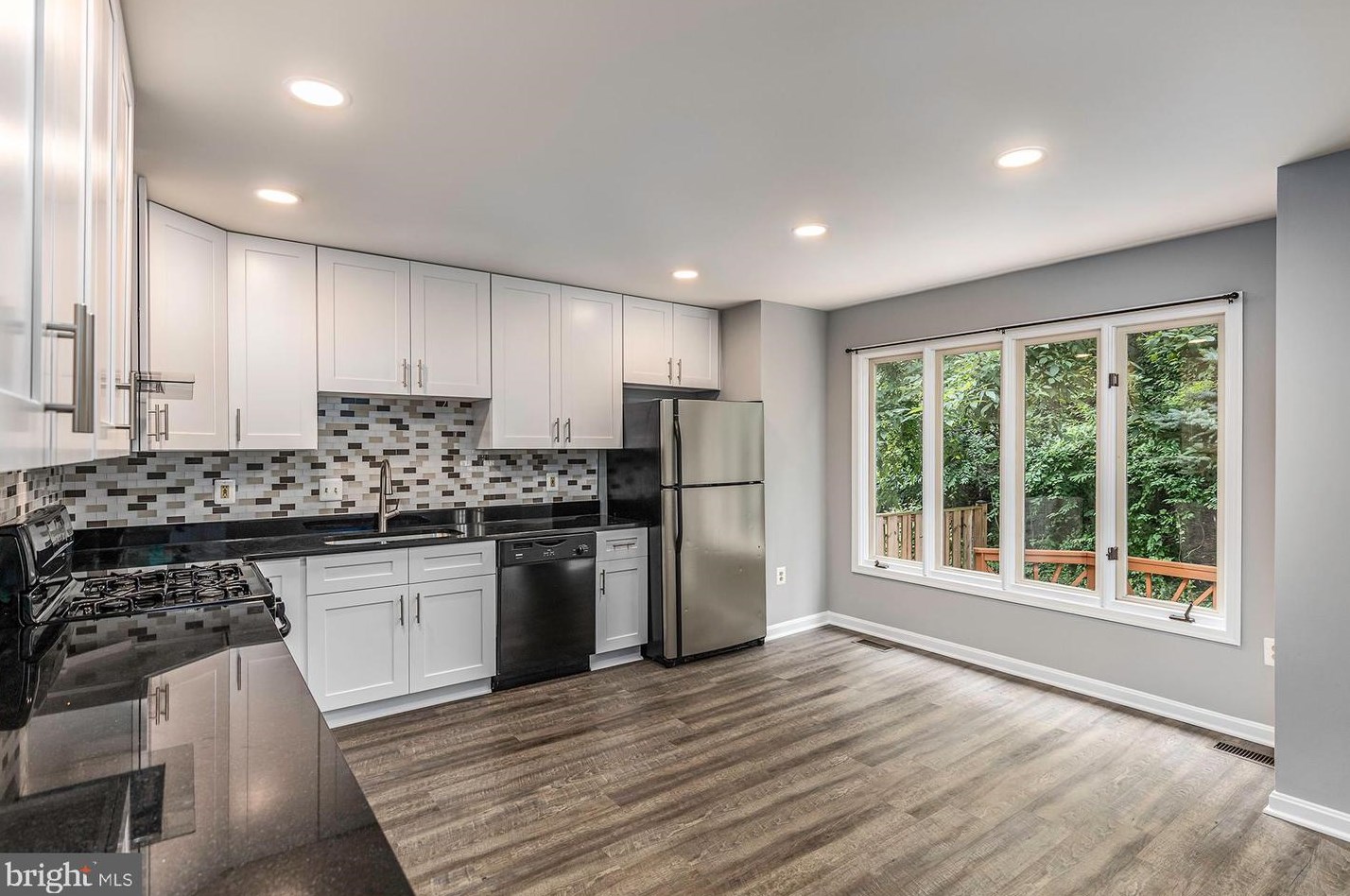 8321 Ridge Crossing Ln, Springfield, VA 22152