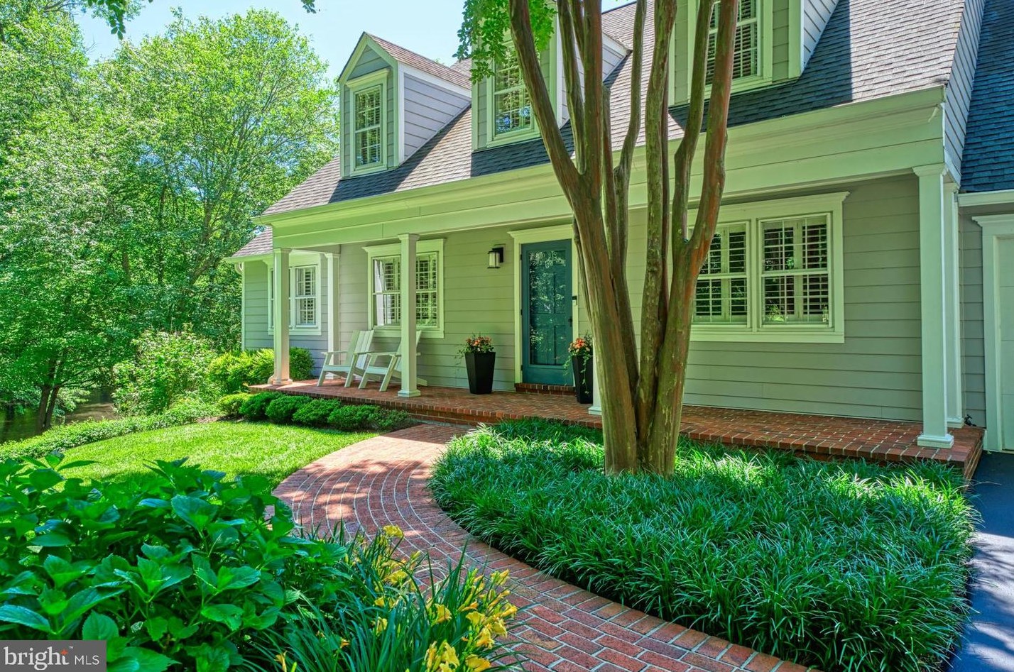2714 Ridge Ct, Vienna, VA 22124-1441