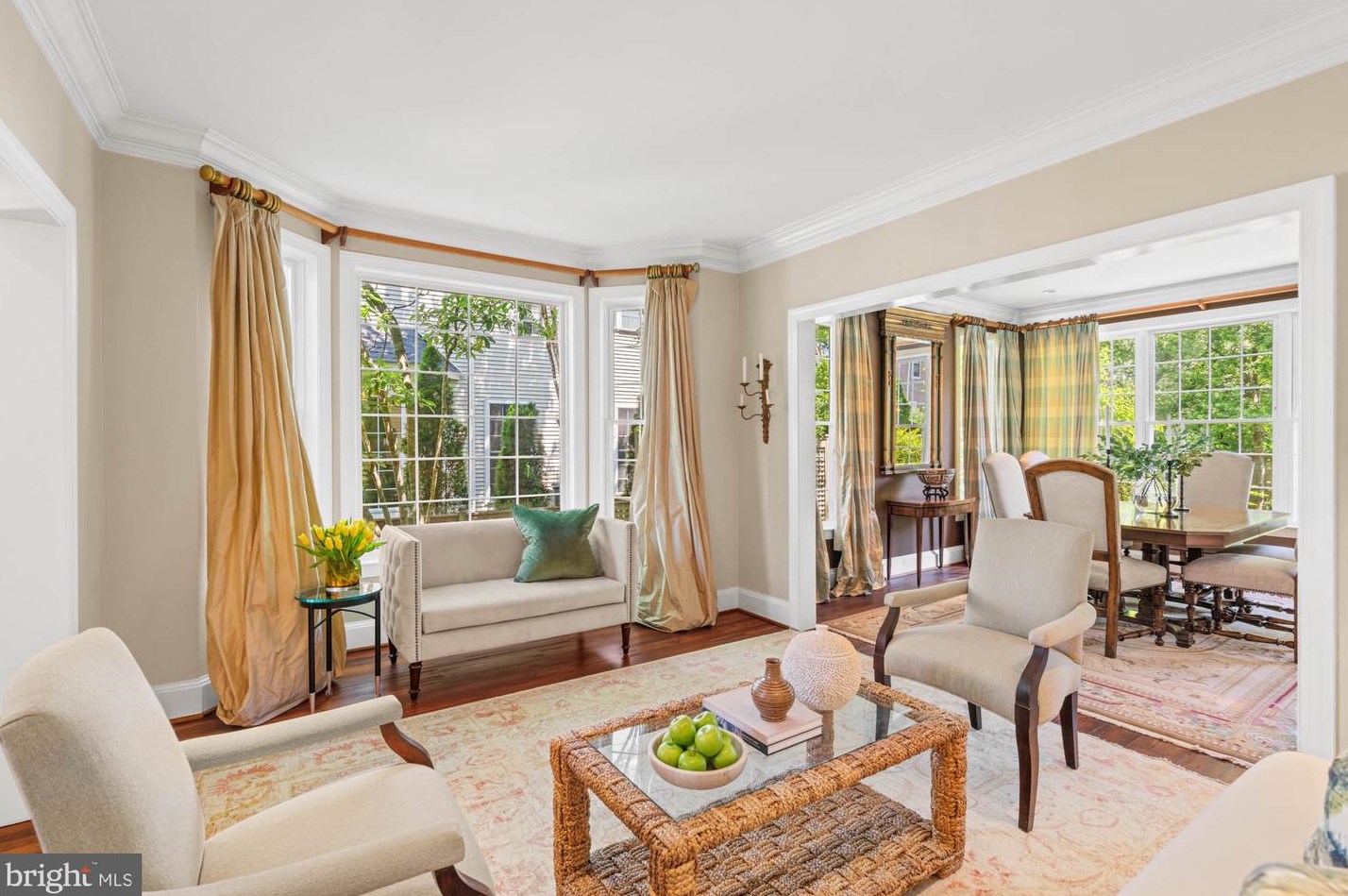 1249 Beverly Rd, Mc Lean VA 22101-2802 exterior