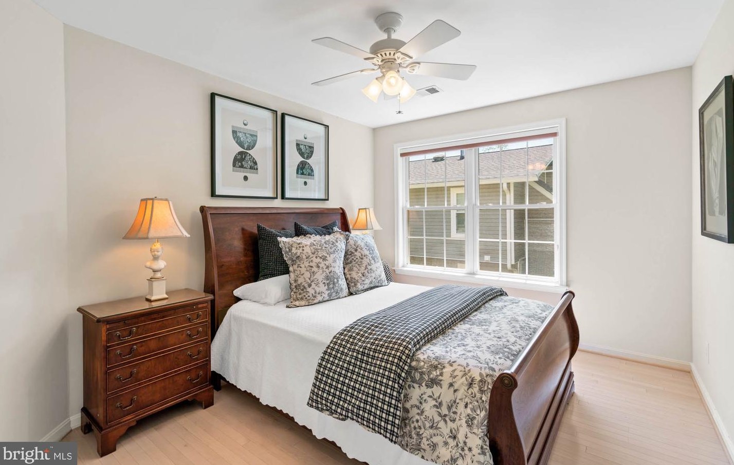 1249 Beverly Rd, Mc Lean VA 22101-2802 exterior