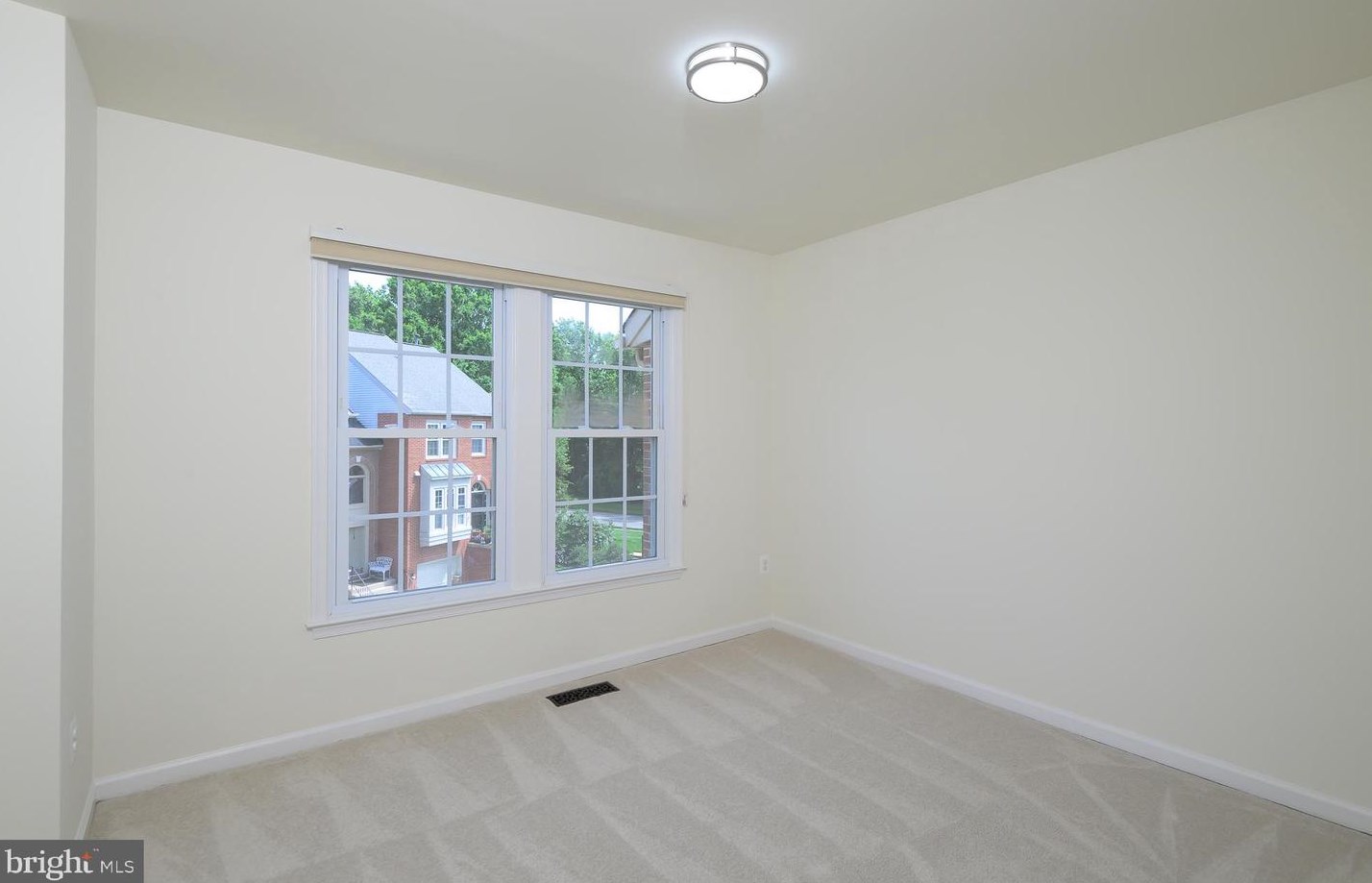 3783 Inverness Rd, Fairfax VA 22033-4648 exterior