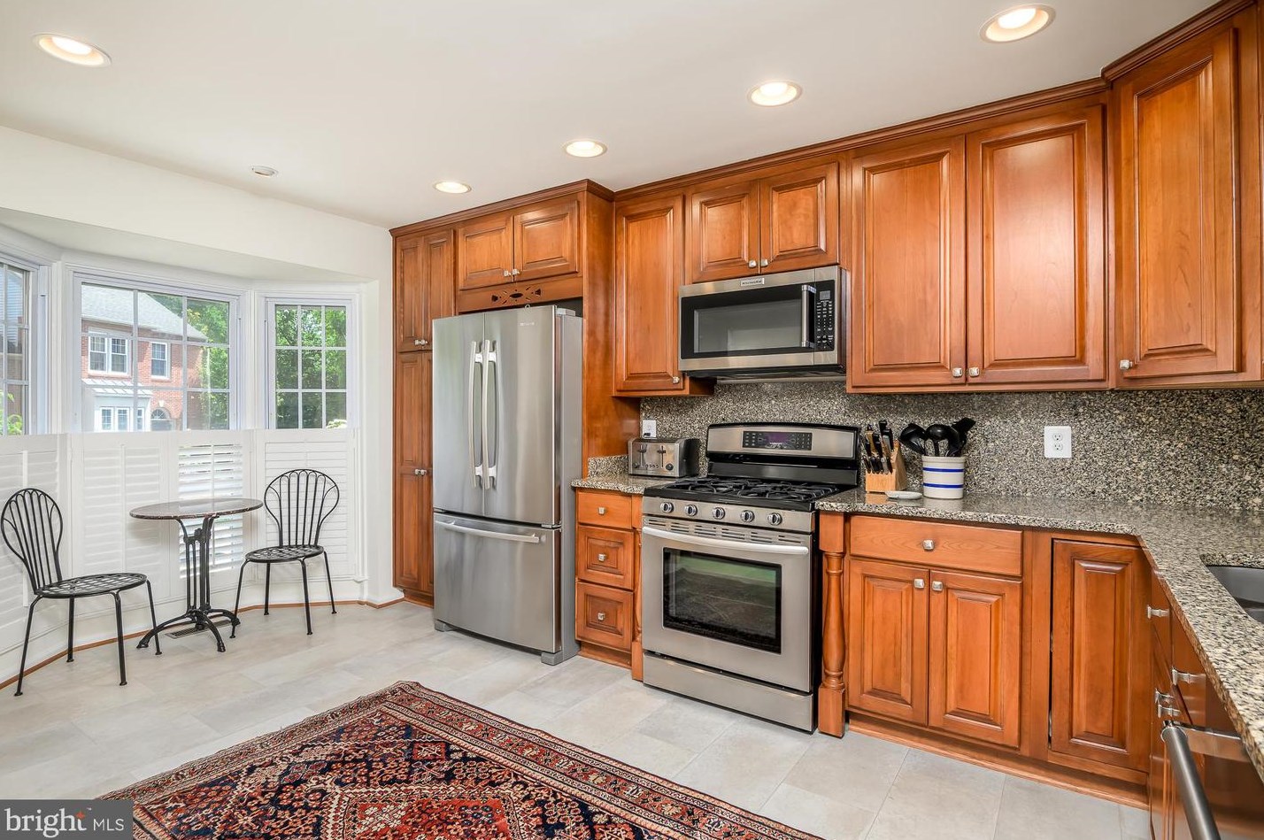 3783 Inverness Rd, Fairfax, VA 22033