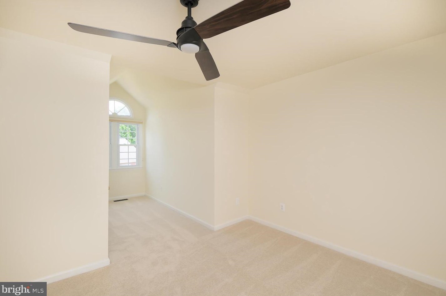 3783 Inverness Rd, Fairfax VA 22033-4648 exterior