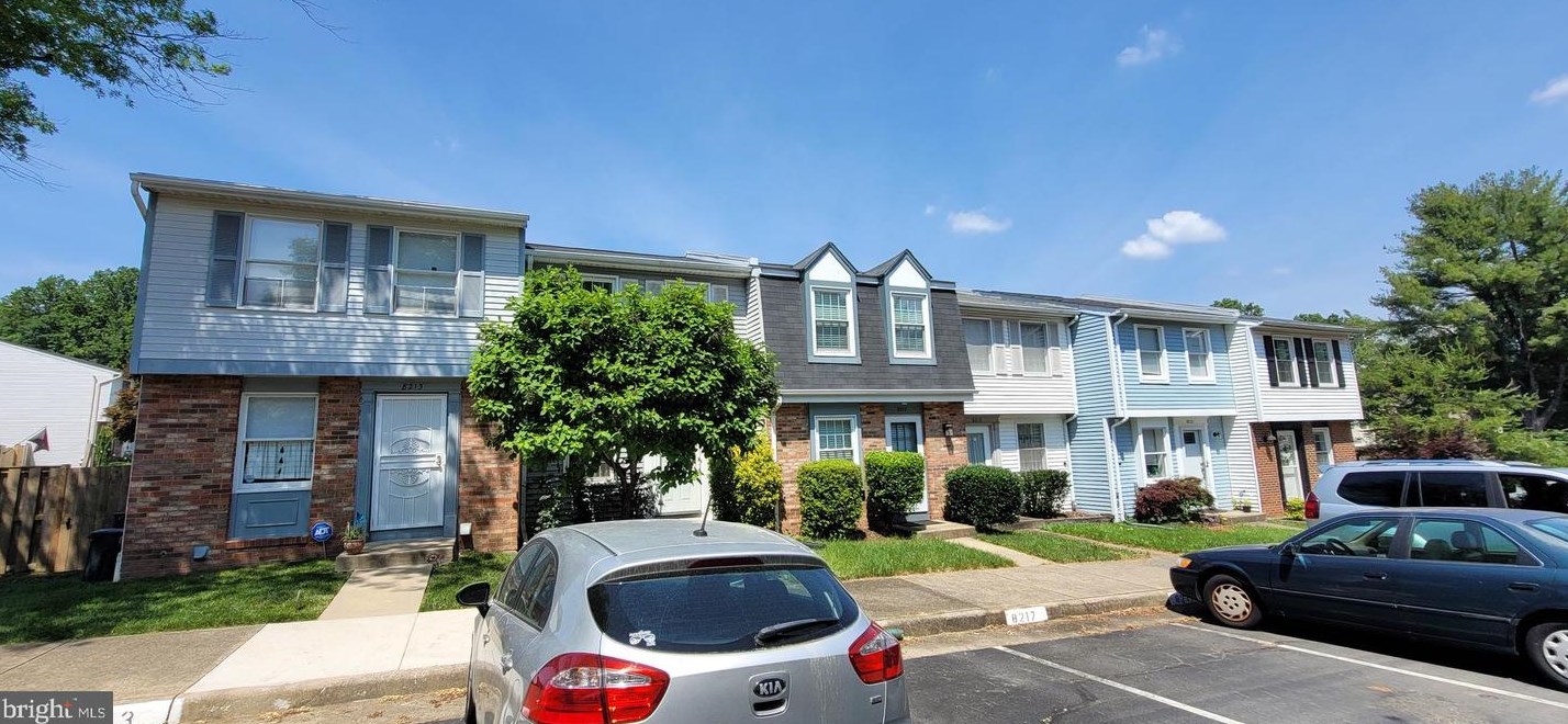 8217 White Stone Ln, Springfield, VA 22153-3835