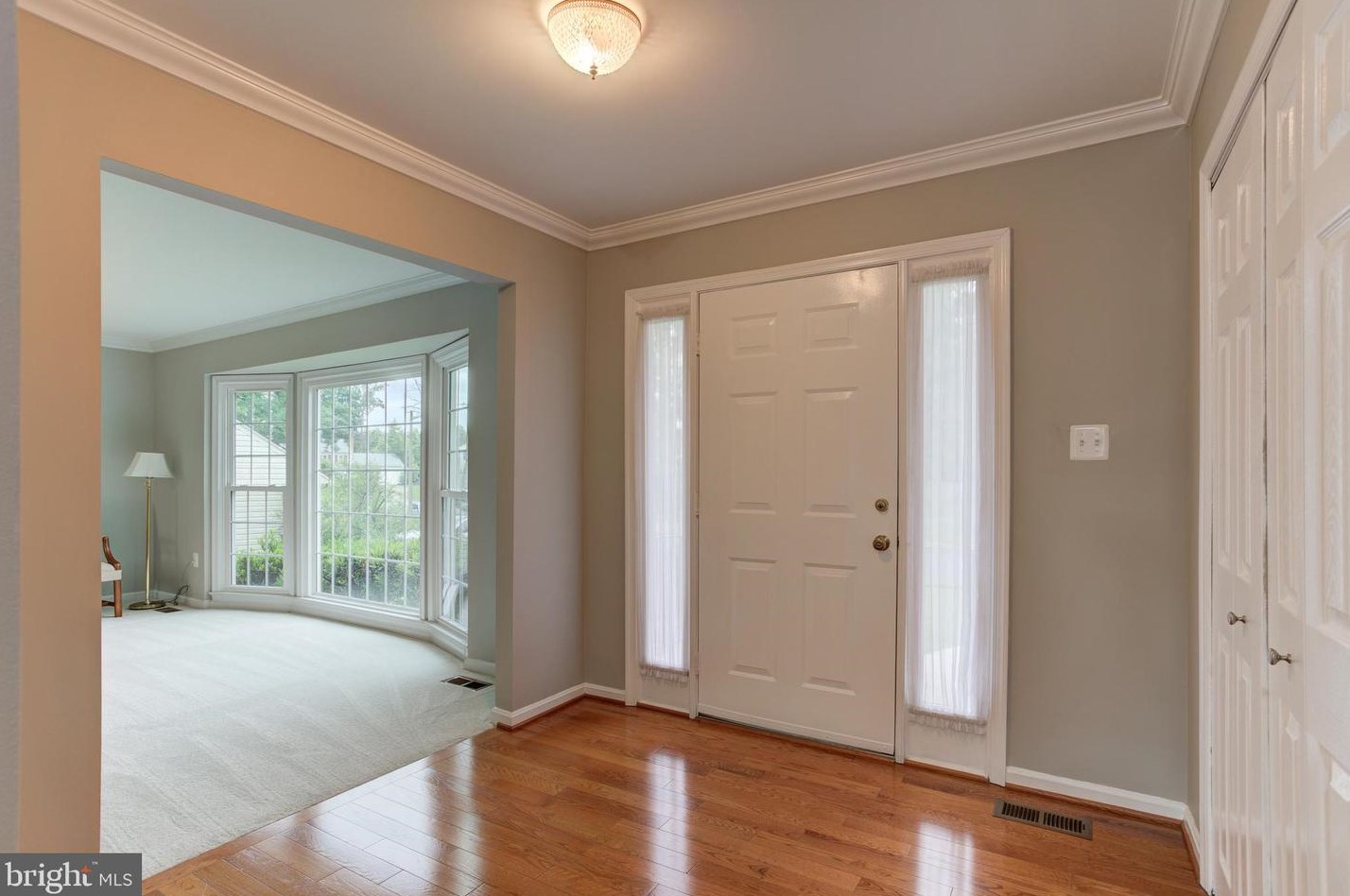 7790 Ballston Dr, Springfield, VA 22153-2302