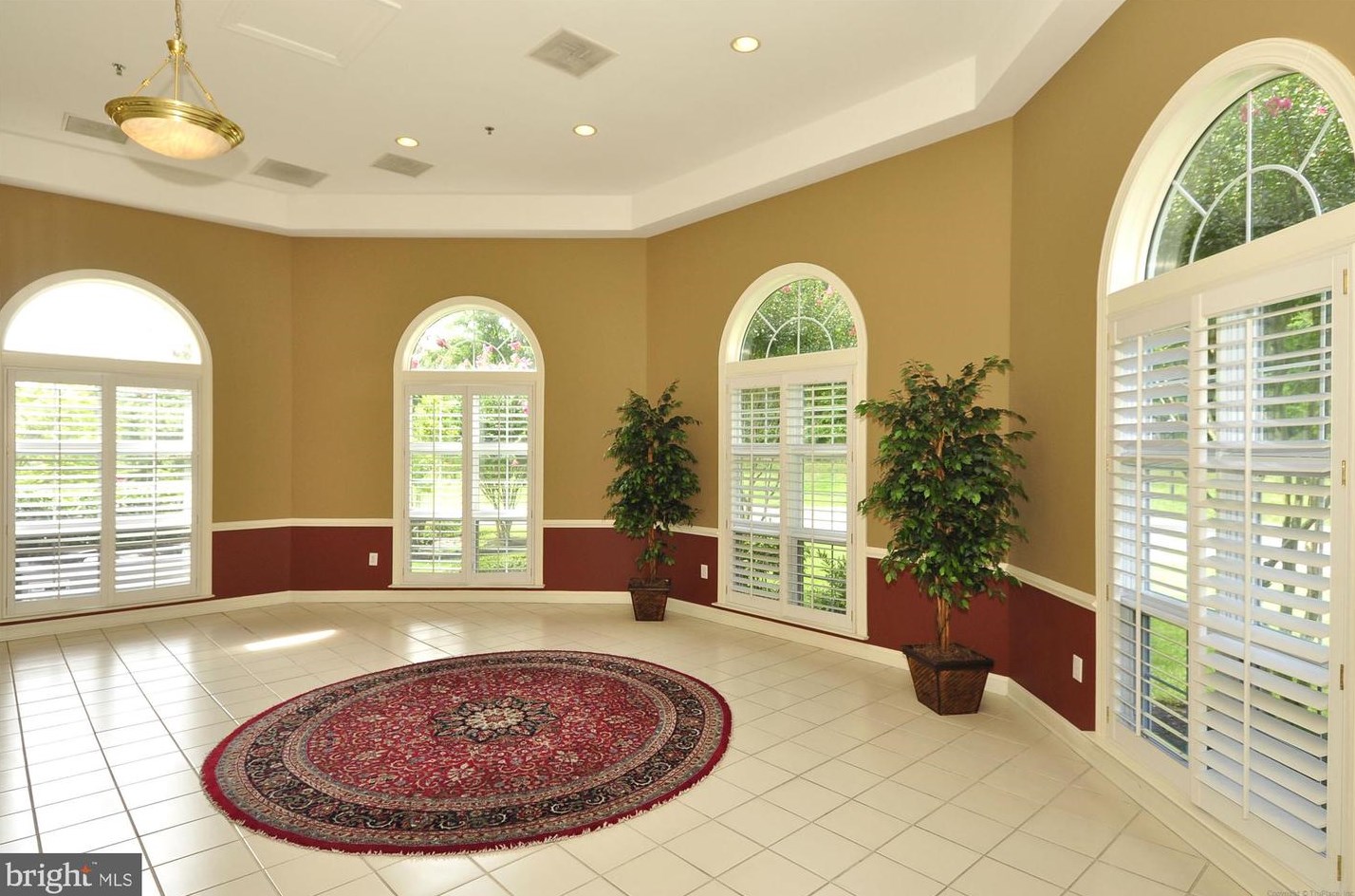 7037 Ashleigh Mnr Ct, Alexandria VA 22315-4757 exterior