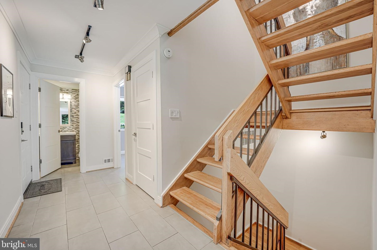 11705 Indian Ridge Rd, Herndon, VA 20191-3532