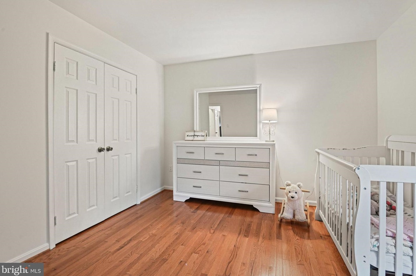 5252 Gln Mdw Rd, Centreville VA  20120-1354 exterior