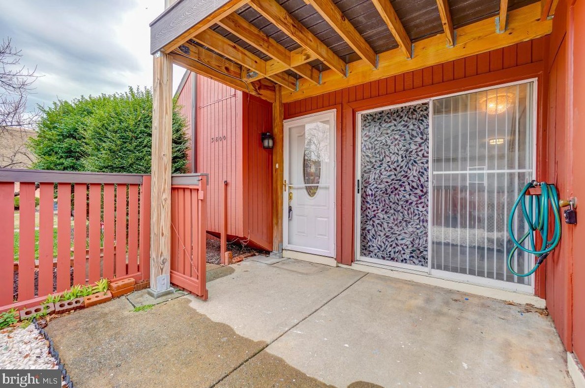 3800 El Camino Pl #1, Alexandria, VA 22309