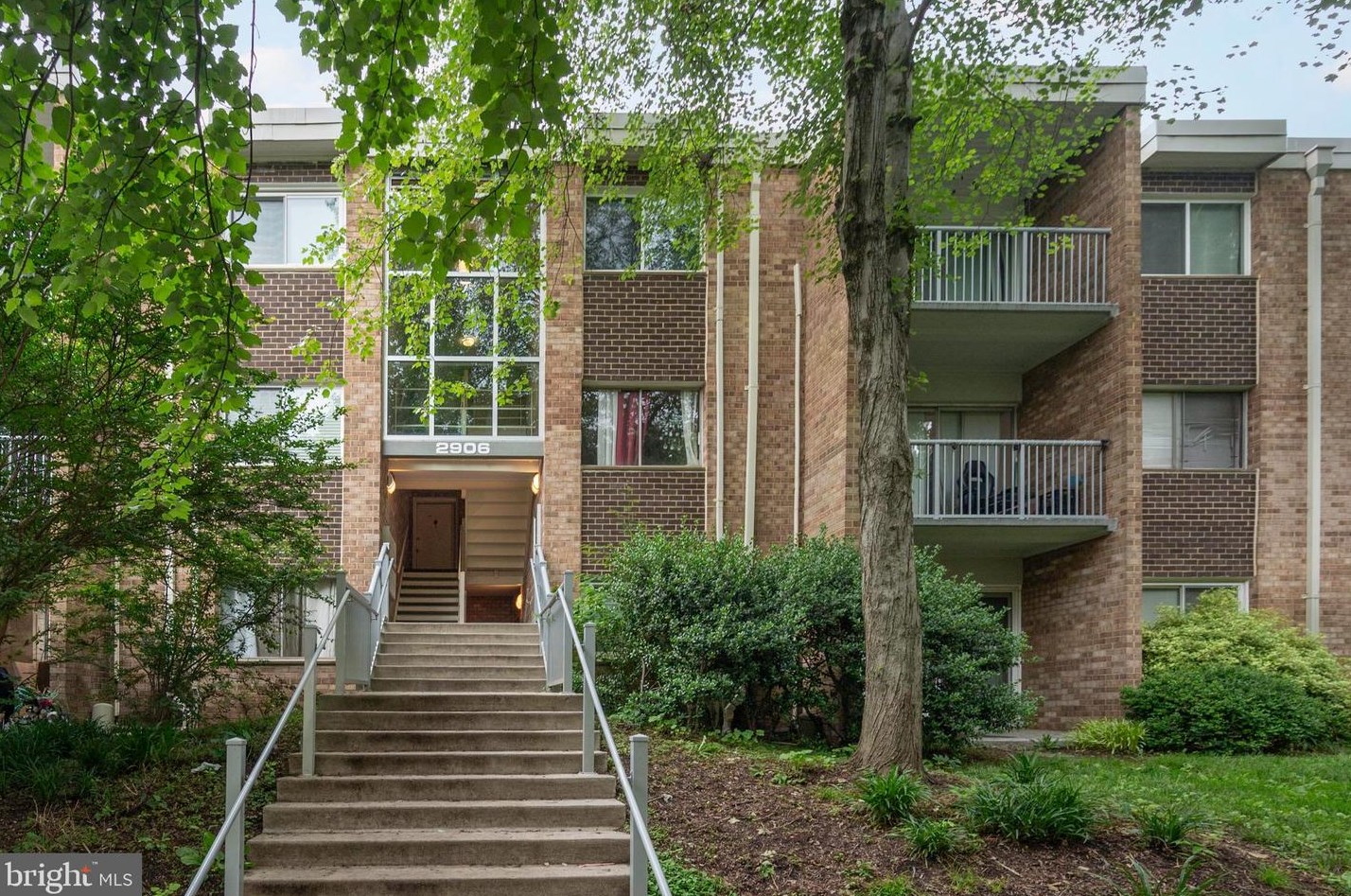 2906 Kings Chapel Rd #3, Falls Church, VA 22042