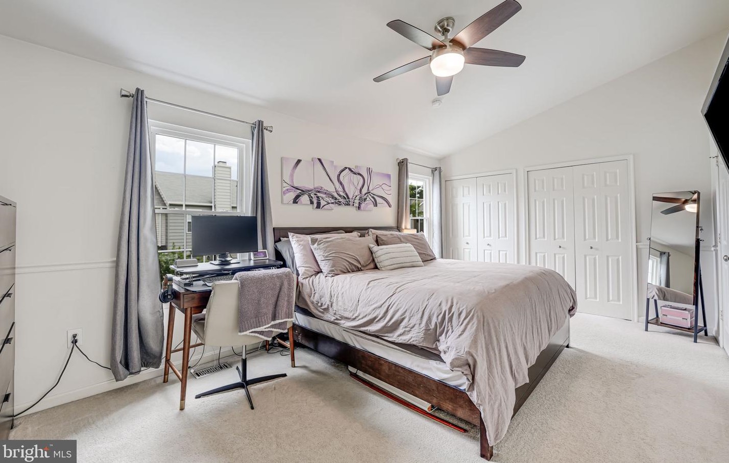 6007 Lands End Ln, Alexandria VA 22315-2666 exterior