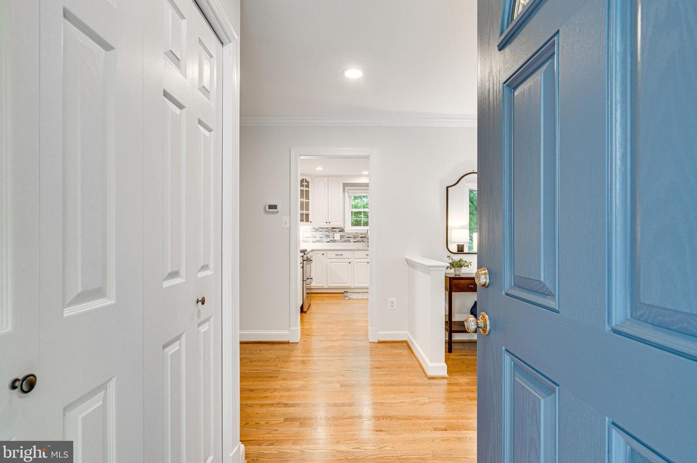 5224 Gainsborough Dr, Fairfax, VA 22032