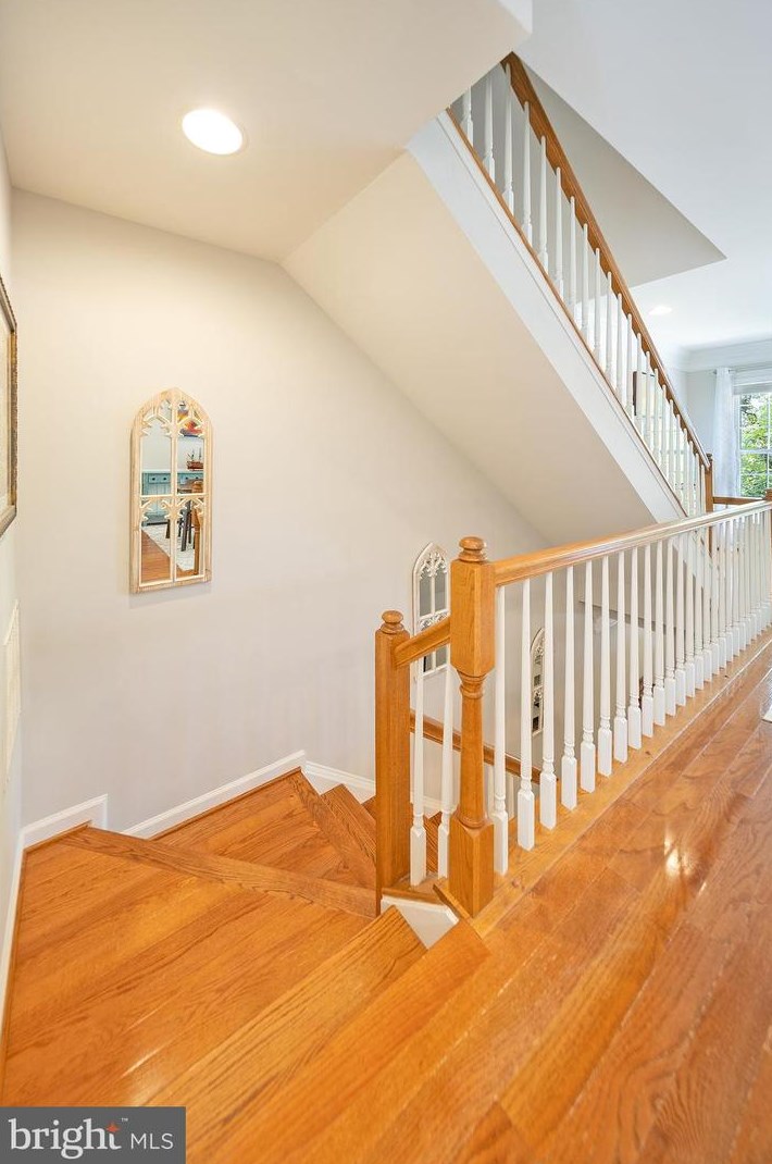 11425 Log Rdg Dr, Fairfax VA  22030-8528 exterior