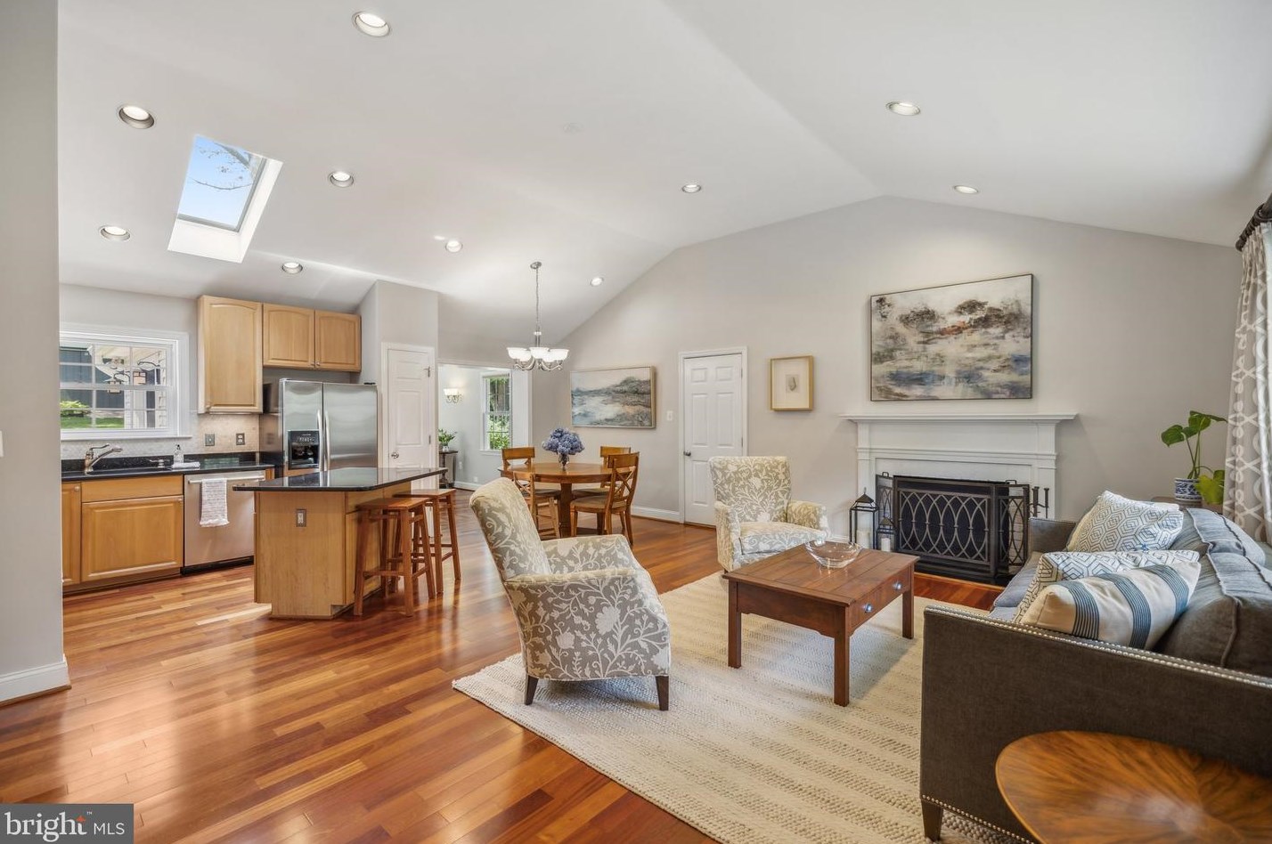 6312 Eppard St, Falls Church, VA 22044