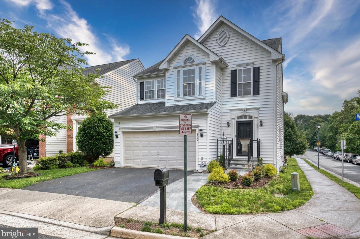 8949 Wynnefield Ct, Lorton, VA 22079