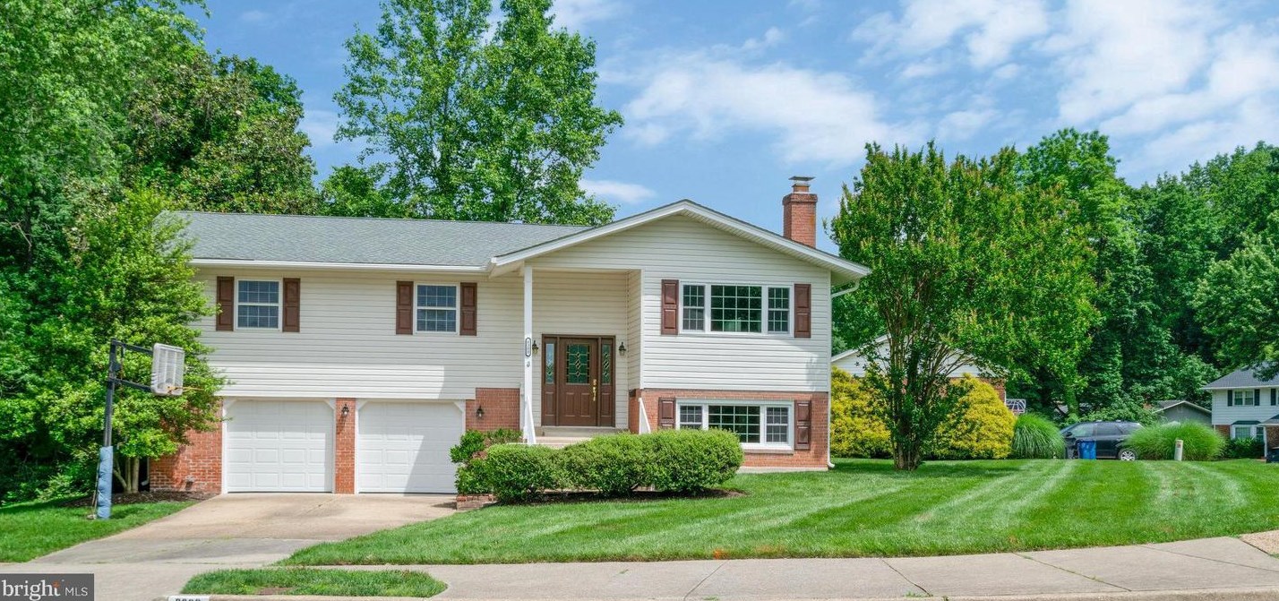 6300 Bridgeton Ct, Springfield, VA 22152-1302