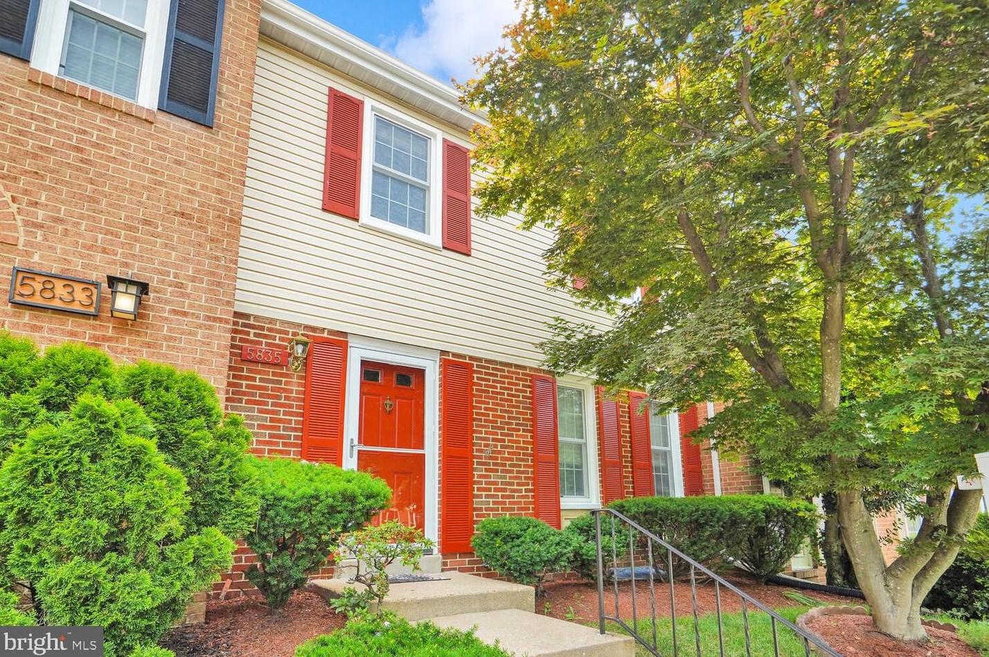 5835 Banning Pl, Springfield, VA 22015-3665